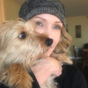 Meet your Posher, Carrie